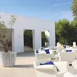 מלון Meditur Puglia ספקיולה