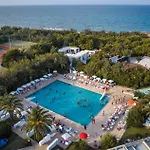 מלון Meditur Puglia