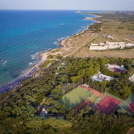 Hotel Meditur Puglia 4*