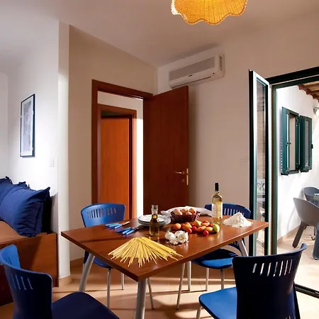 Meditur Puglia Ξενοδοχείο 4*