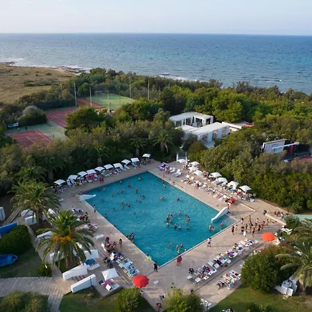 Hotel Meditur Puglia 4*