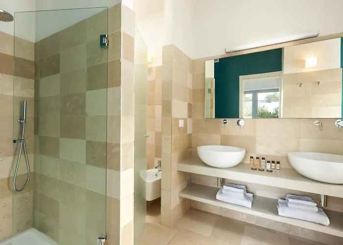 Meditur Puglia מלון 4*